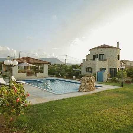 Voula Vila *